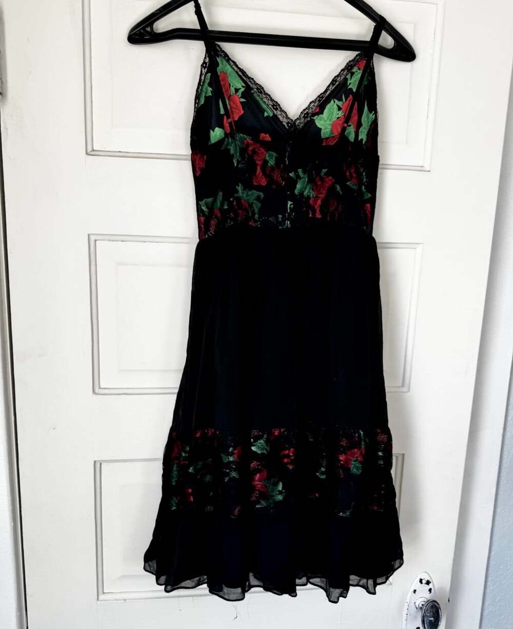 Vintage 90s Betsey Johnson Evening Slip Silk Lace Roses Dress Black & Red 0 - Picture 5 of 9